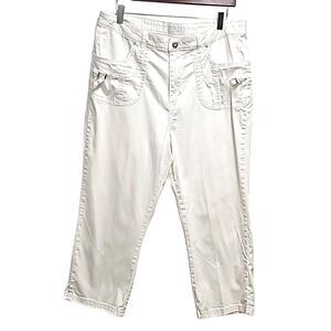 Crest Jeans Womens 96% Cotton 4% Spandex White Capri Pants 4 Pocket Size 15/16